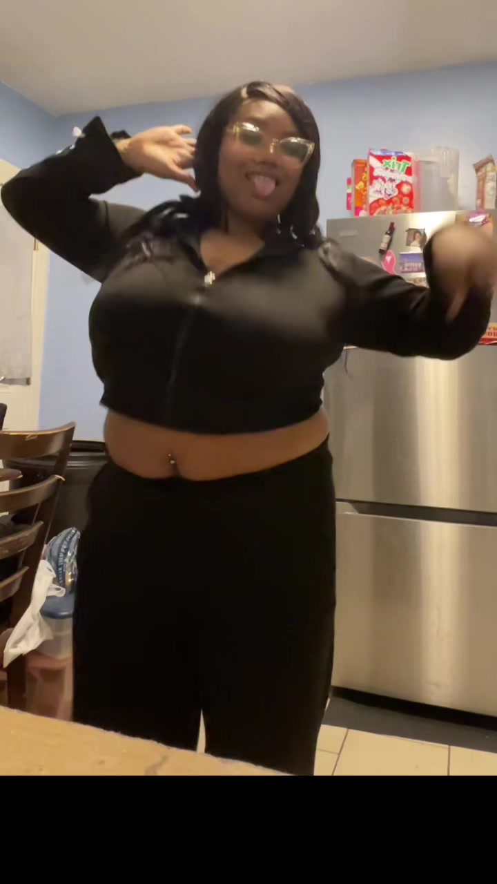 @Navee2xE