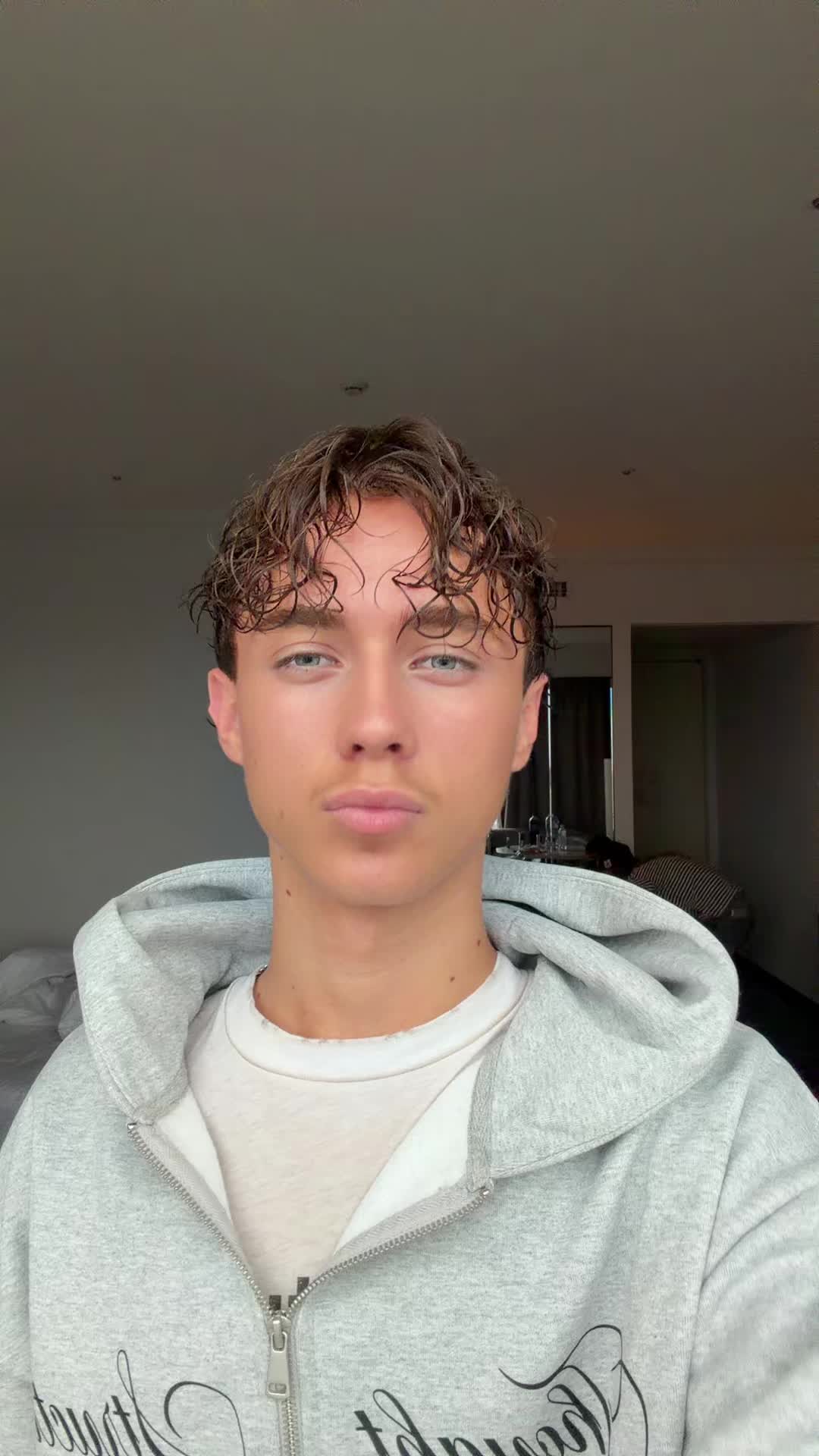 @neviovds