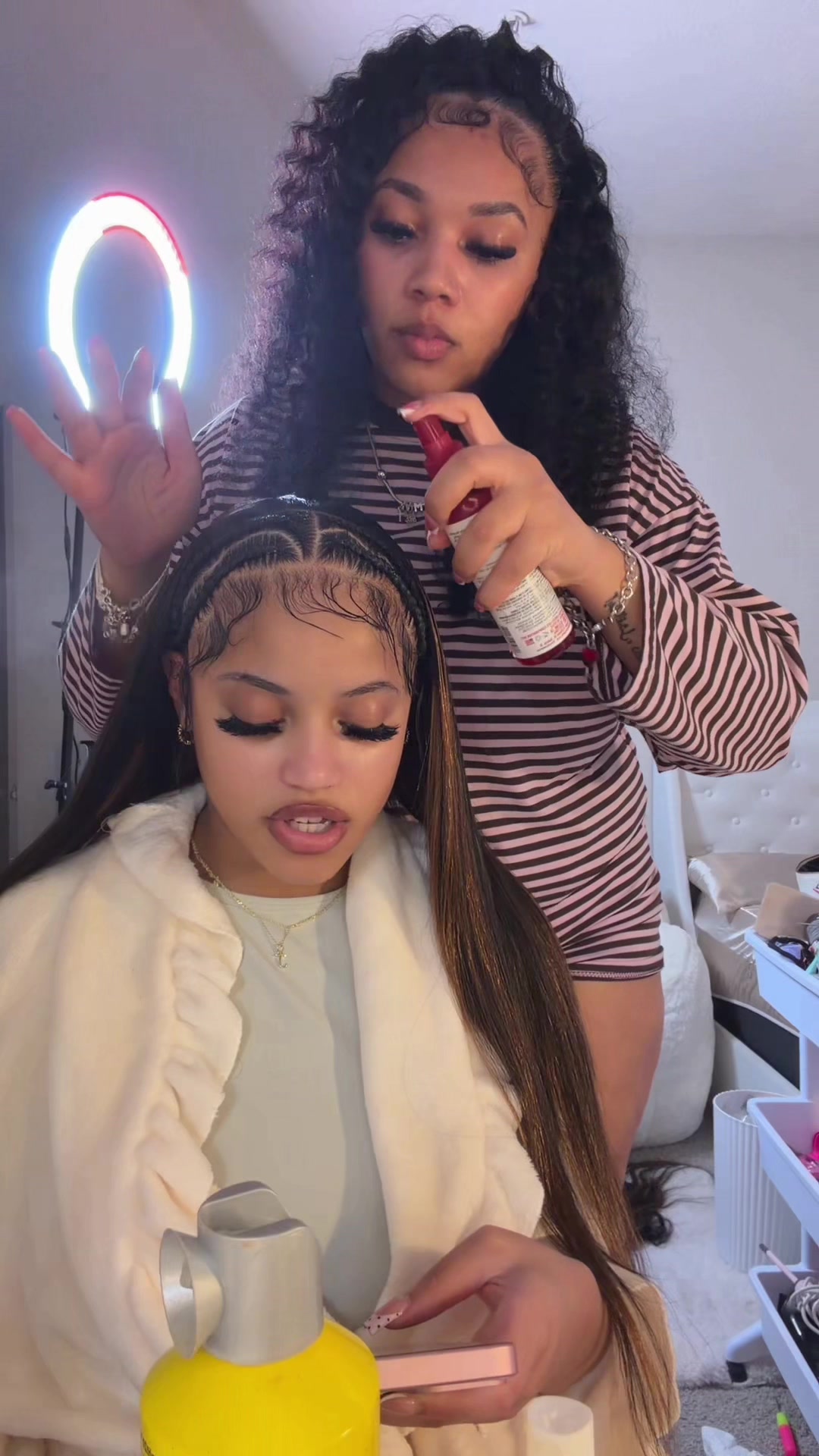 @monique