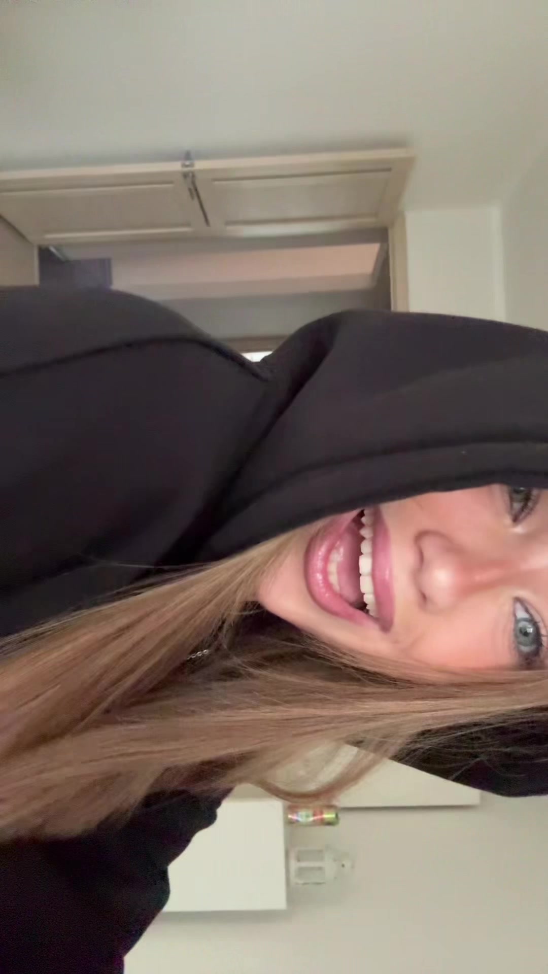 @mmm