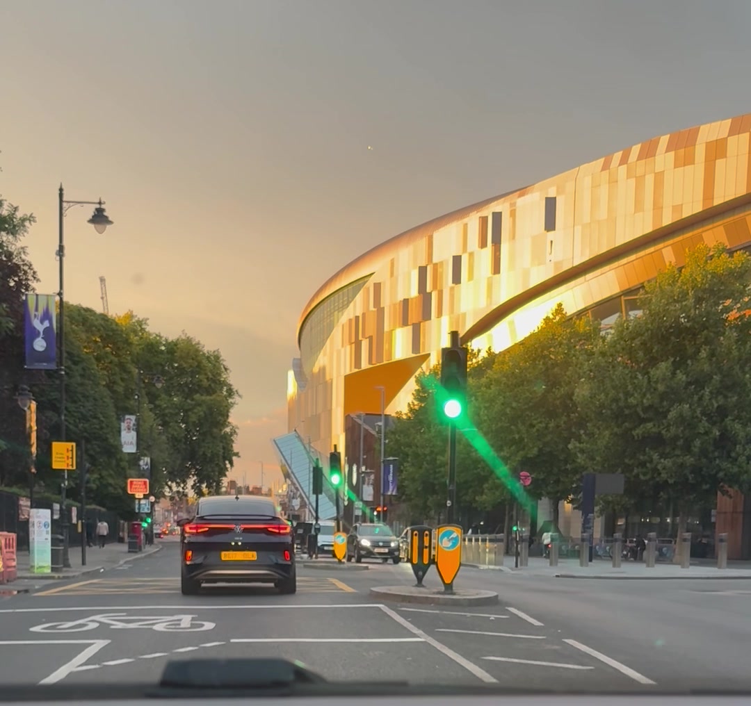 @serkızcay/LONDON