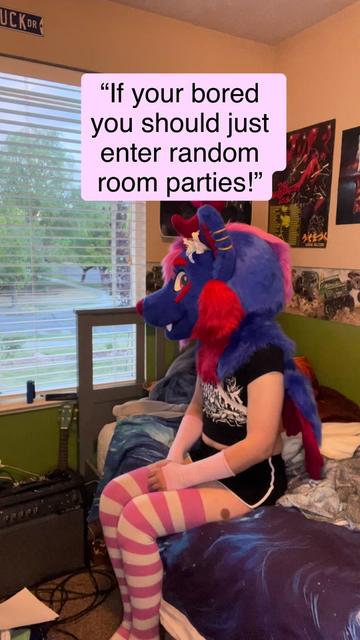 @BlueNeonPaw