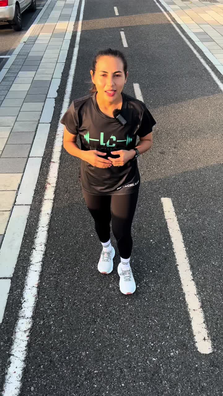 @Coachlilly_