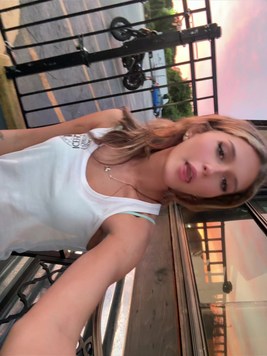 @BreezyXo