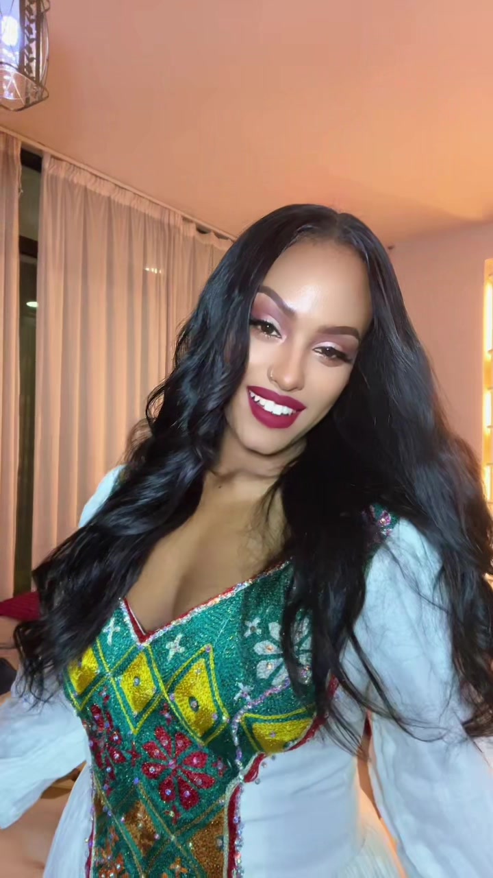 @Viviyan Amir 🇪🇷
