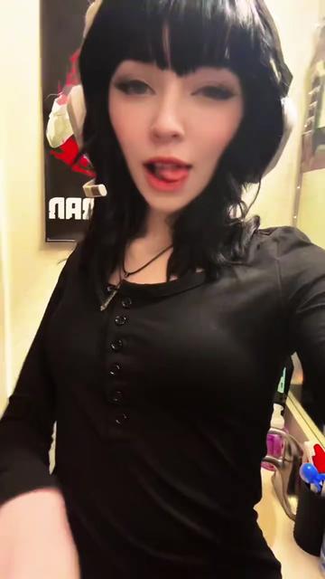 @brookiebunnies