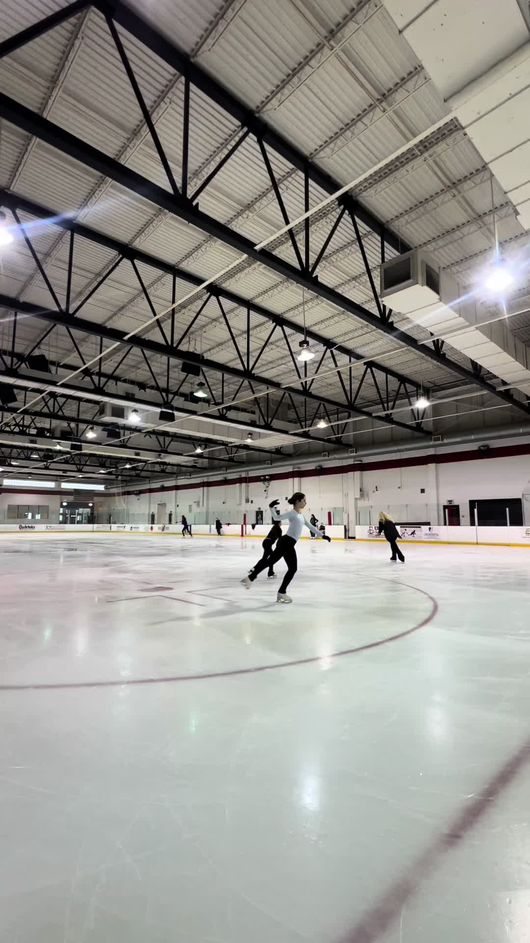 @mia🌟⛸️