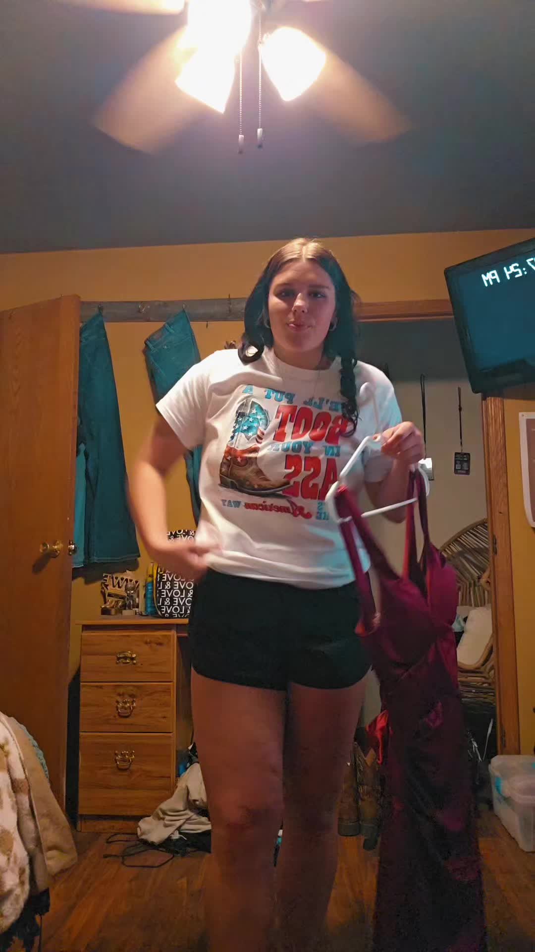 @haily_james
