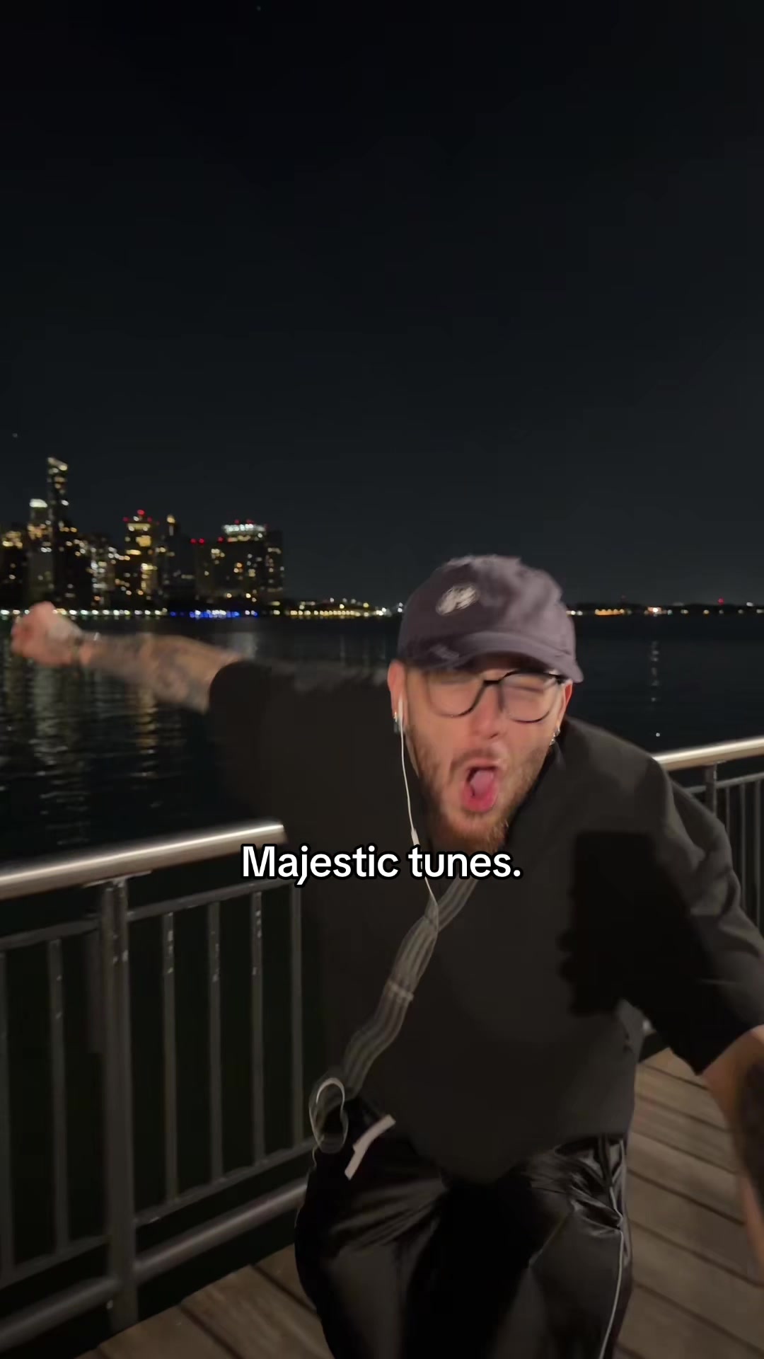 @Fezz