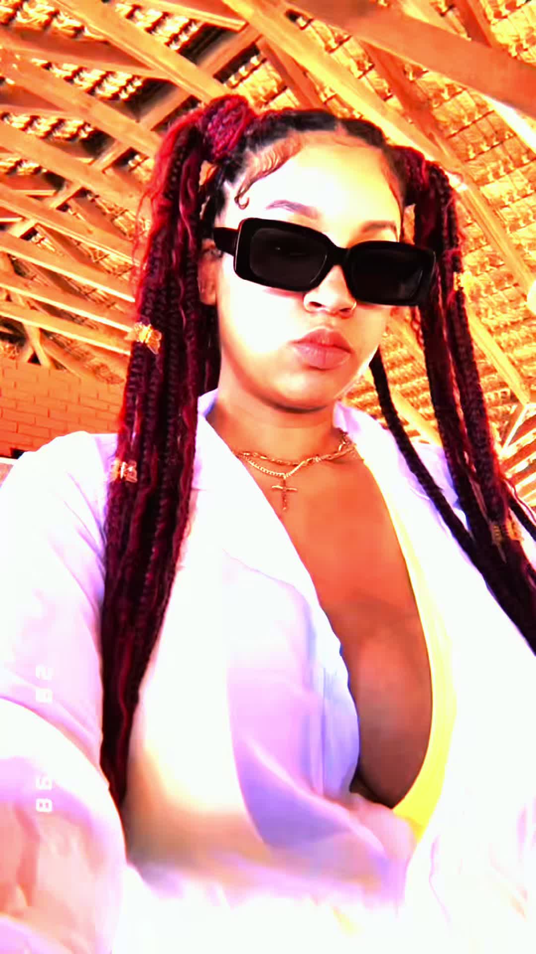 @Da_Barbiez