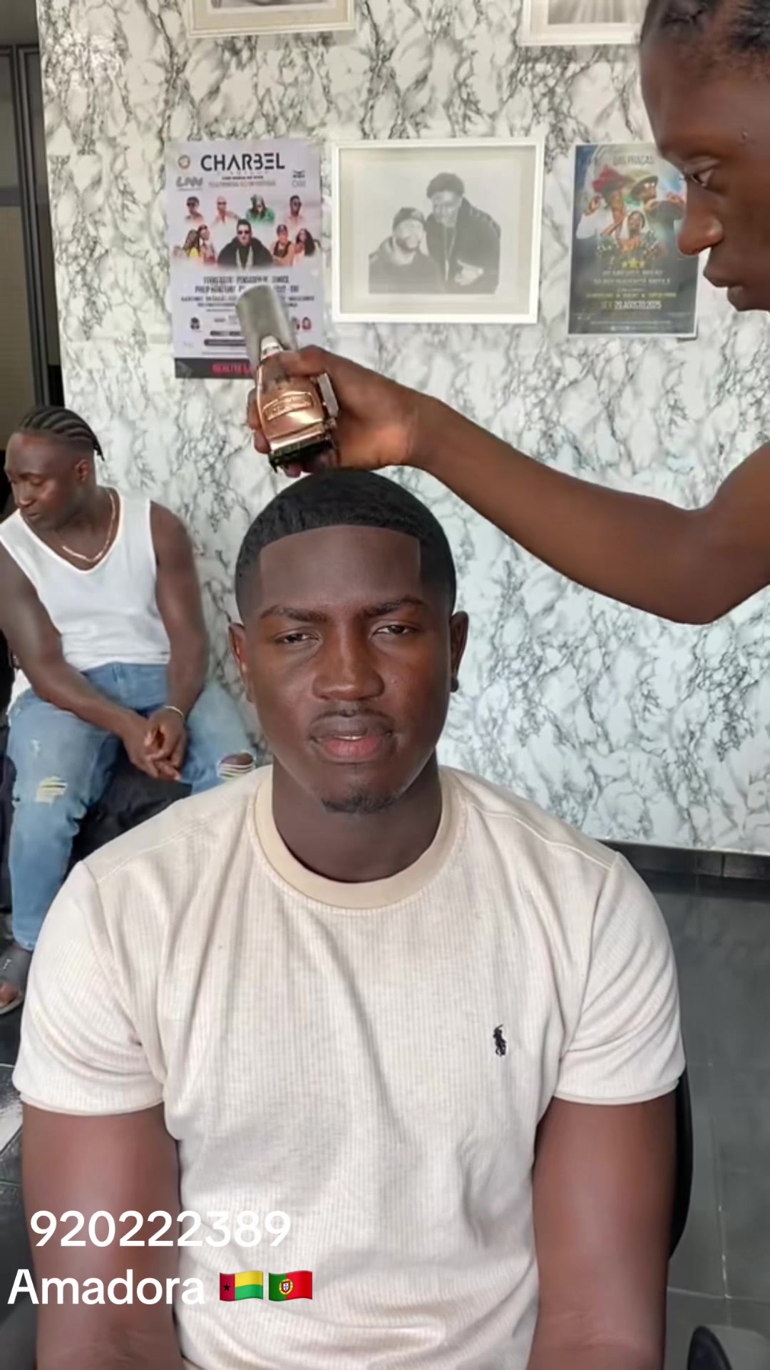@Youngjeezy __fades Saquis 🇬🇼