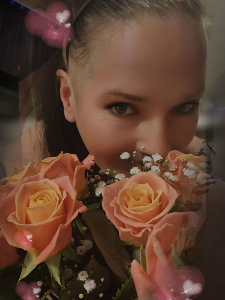 @𝑷𝒐𝒍𝒍𝒚 𝑹𝒐𝒌𝒌𝒆𝒕