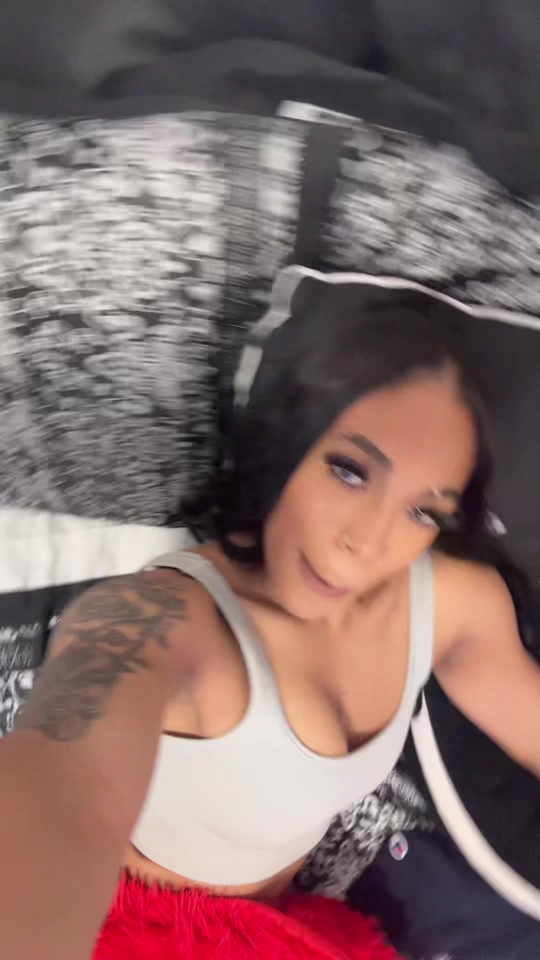 @Ariiii