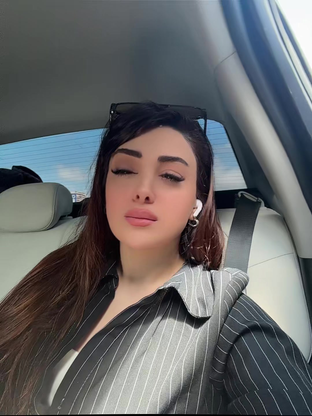 @_zehra_98