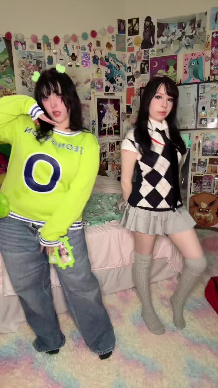 @\( &acute; ▽ ` )/ ☆彡