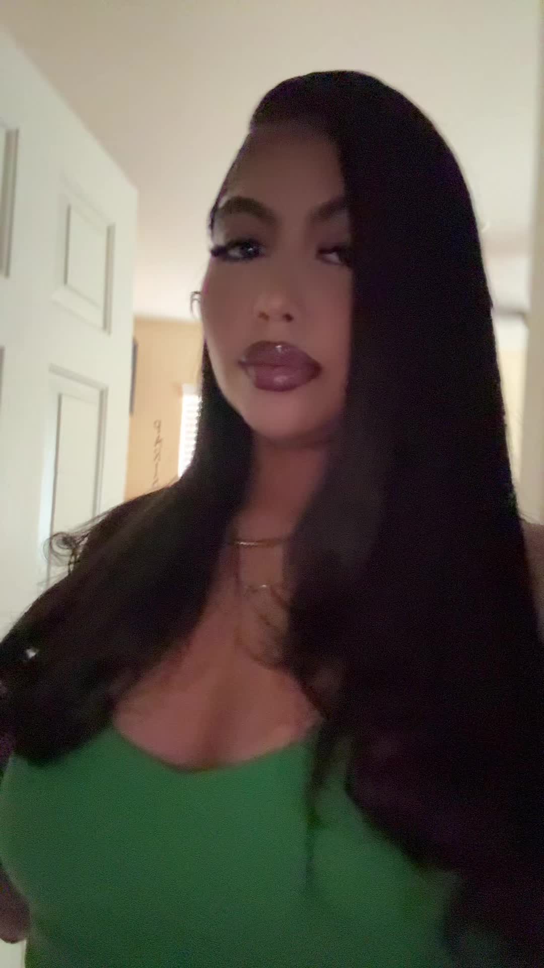 @thalatinabrat