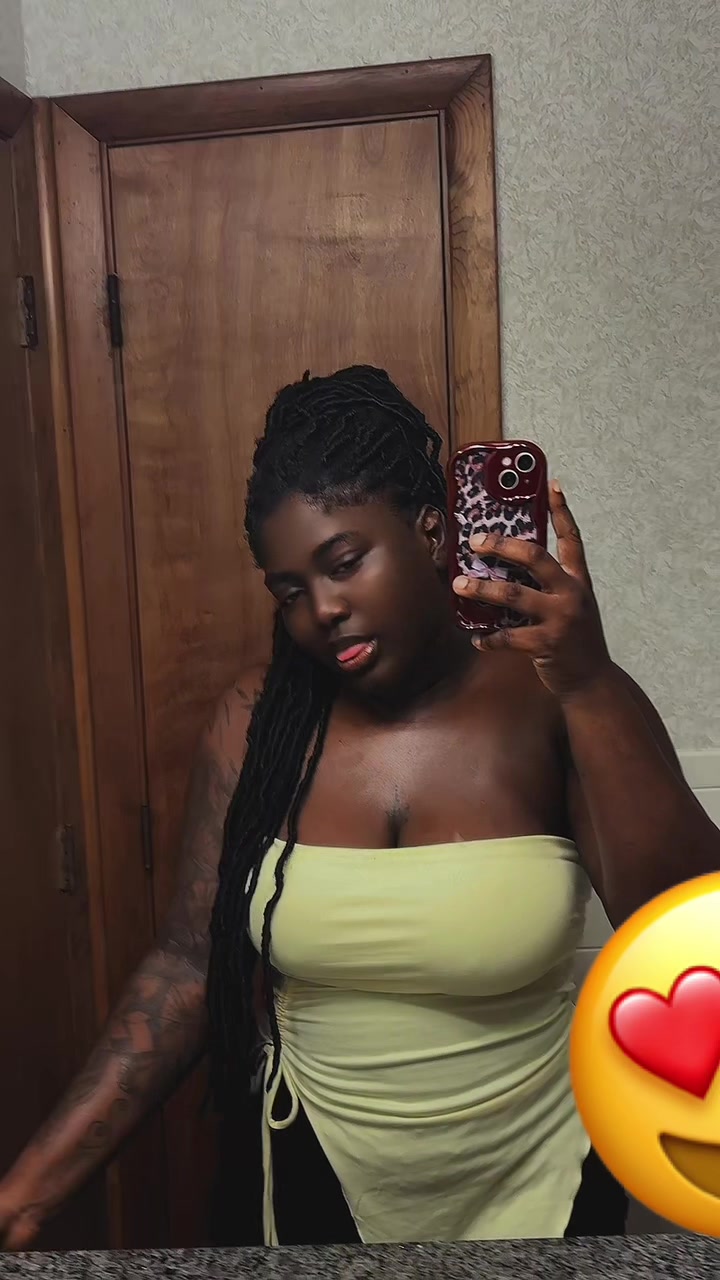 @Emie509