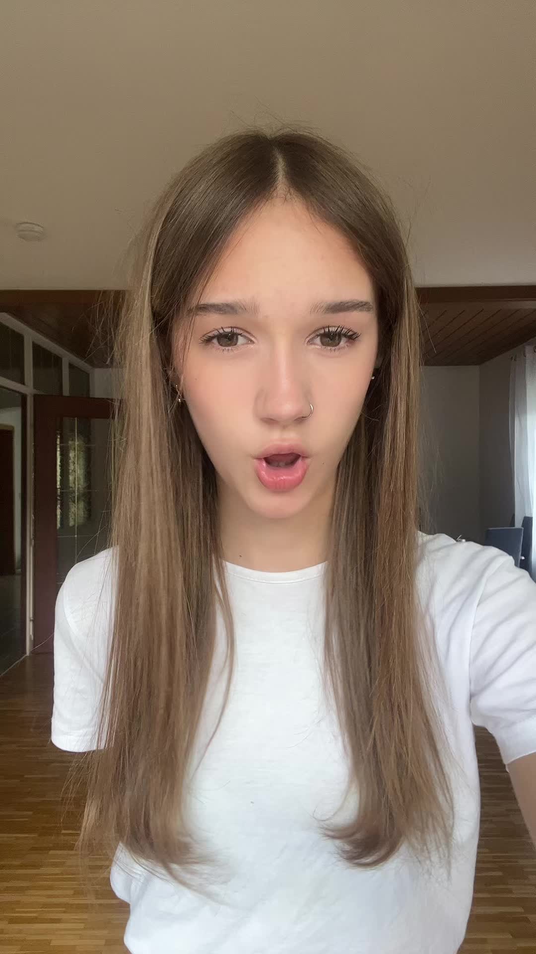 @машка