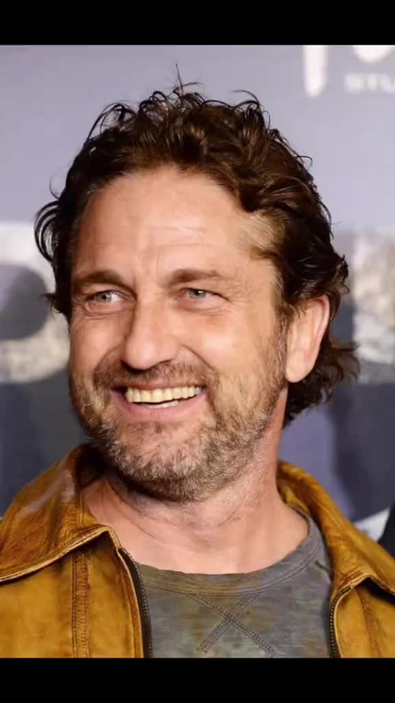 @GERARD BUTLER