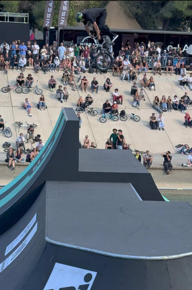 @EARLY 2000S BMX