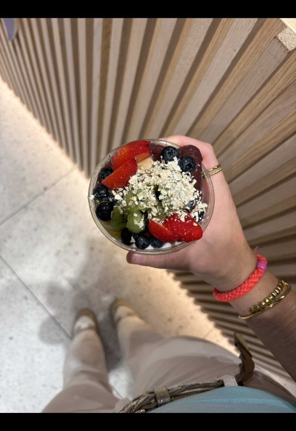 @𝐋𝐞𝐧𝐢 🫐🪽🍸