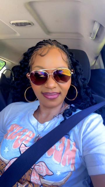 @Prettymomma6