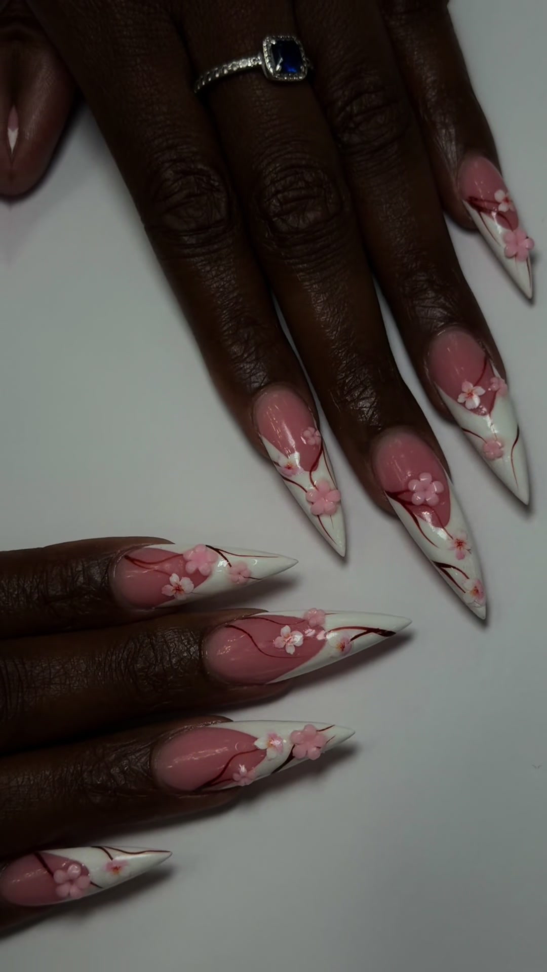@NailswithTeena