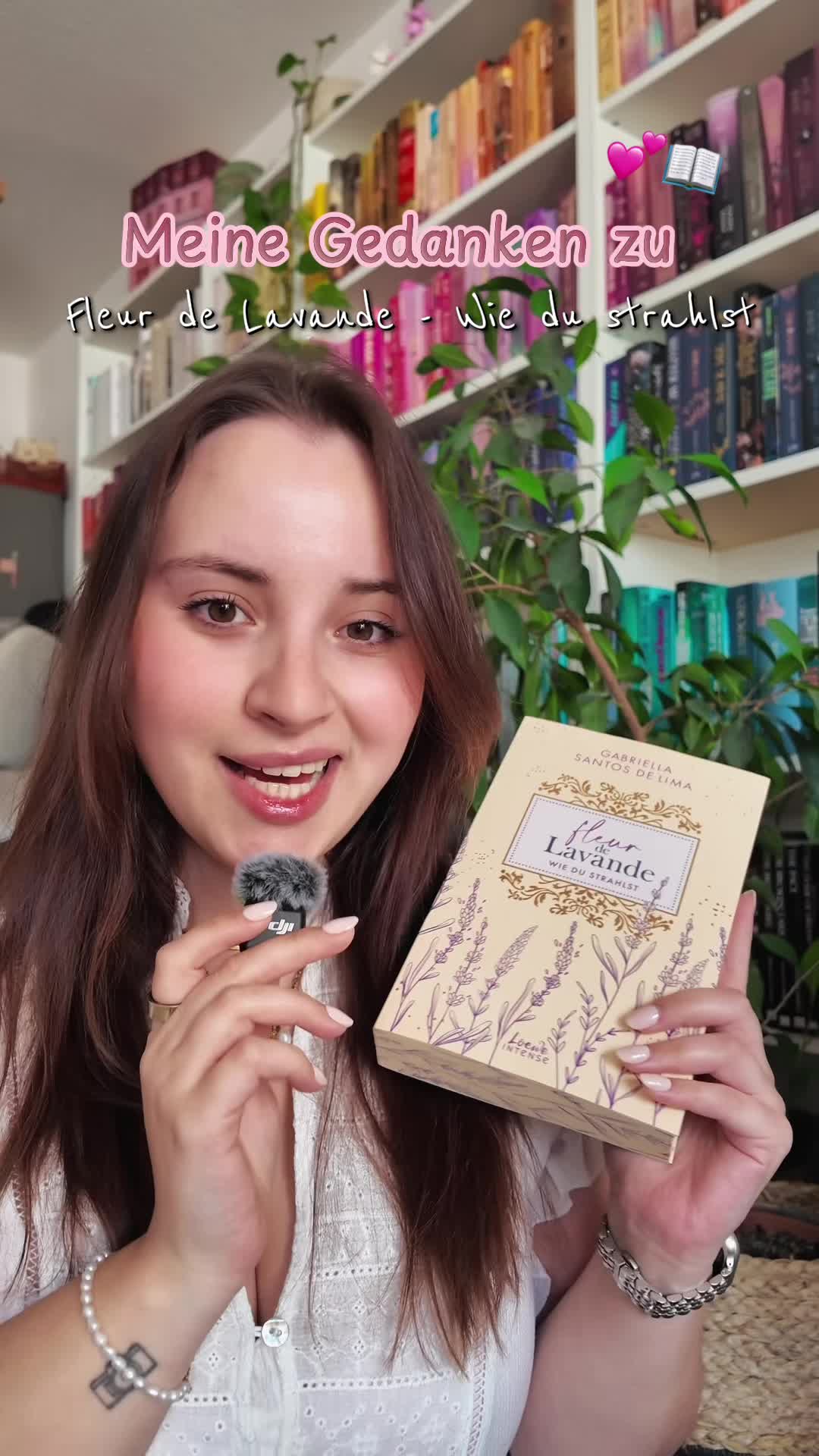 @Julia | Booktok 🤍📖