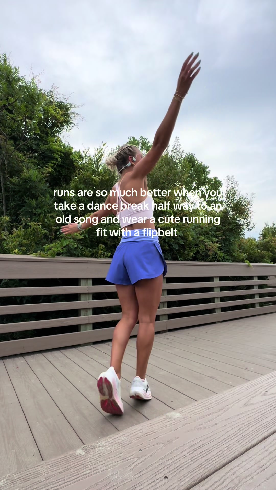 @chloe | running & pt student