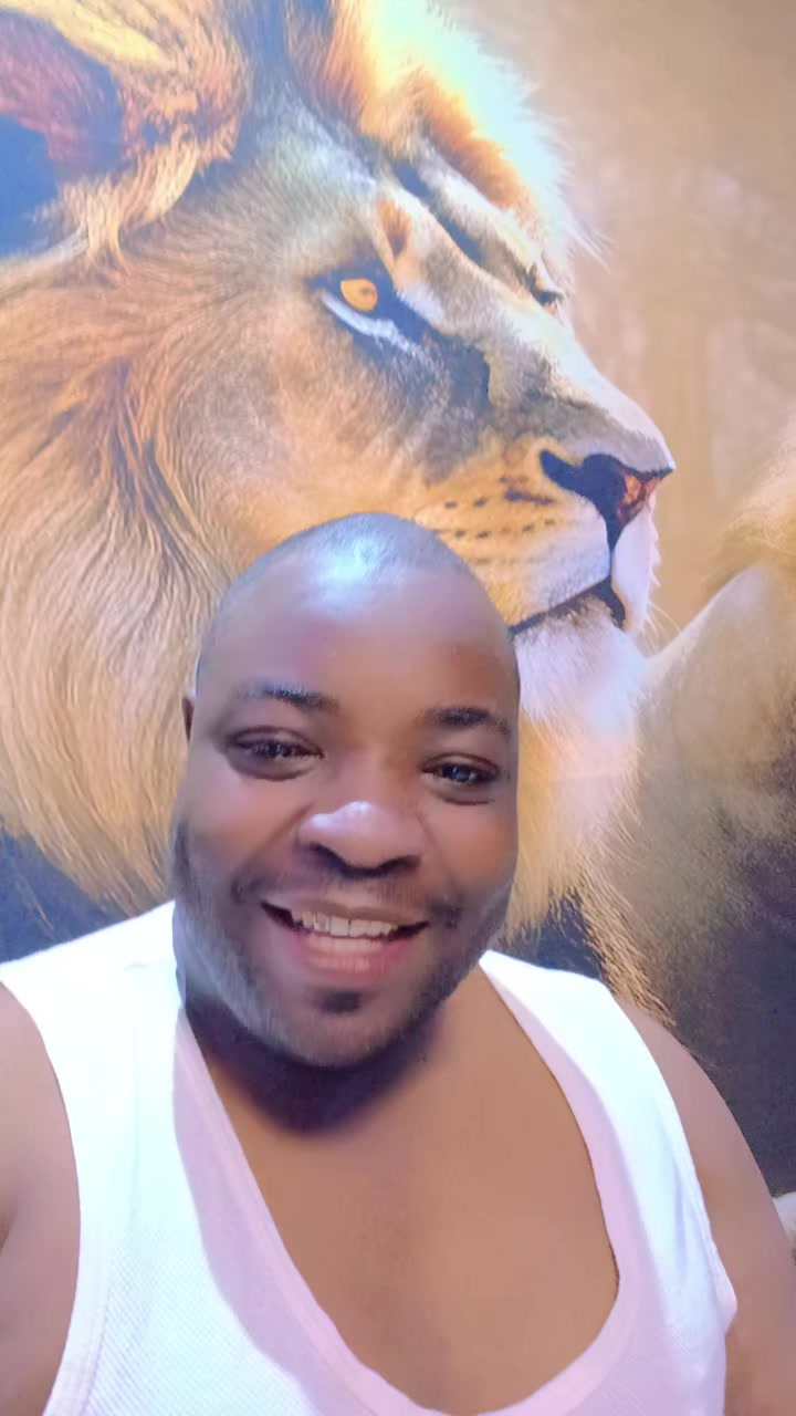 @MR TSHIVHUNU