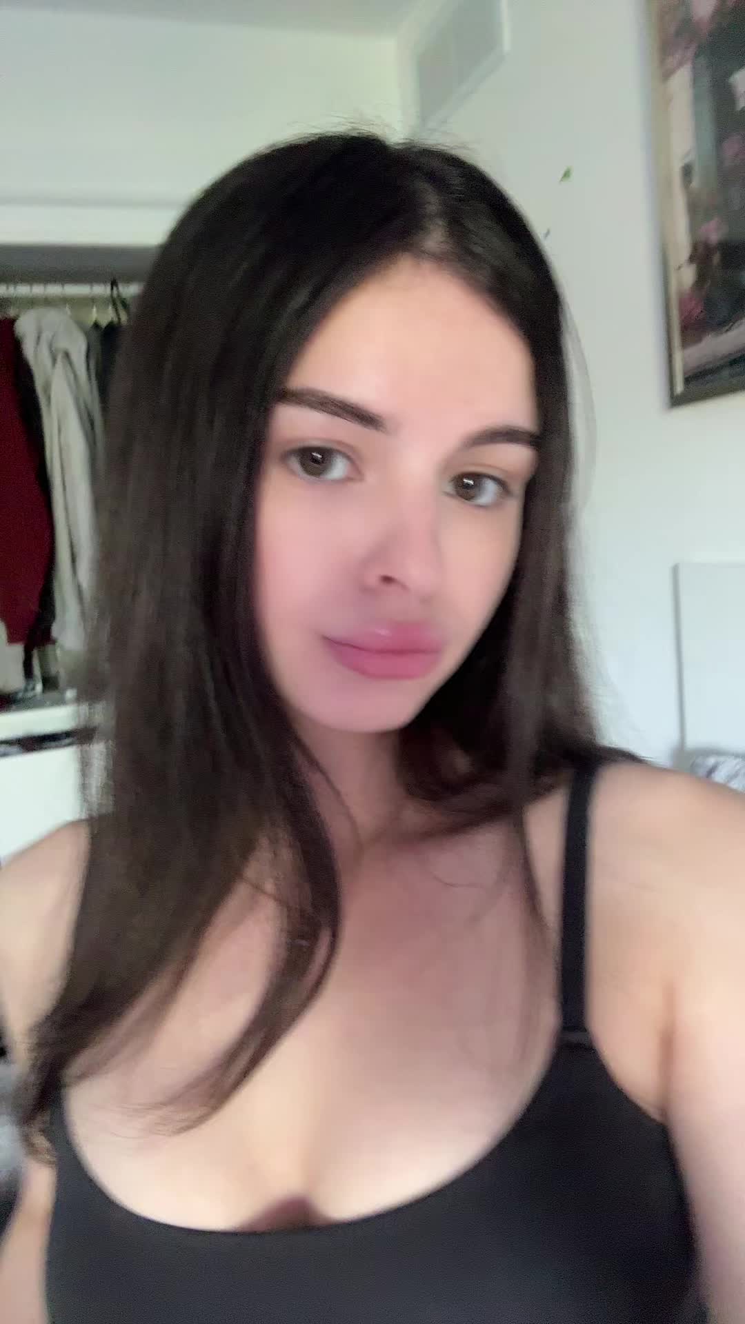 @Ava