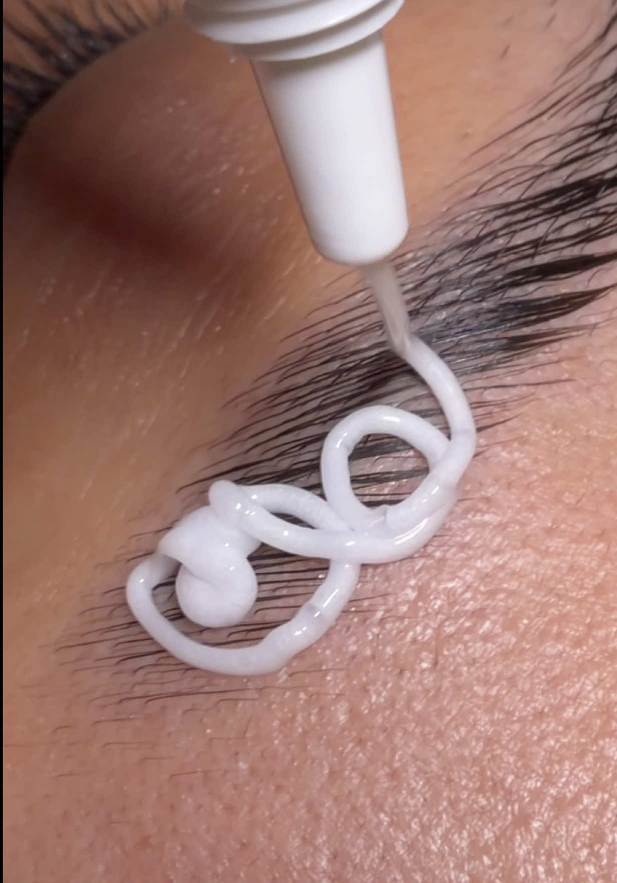 @KM Brows & Beauty