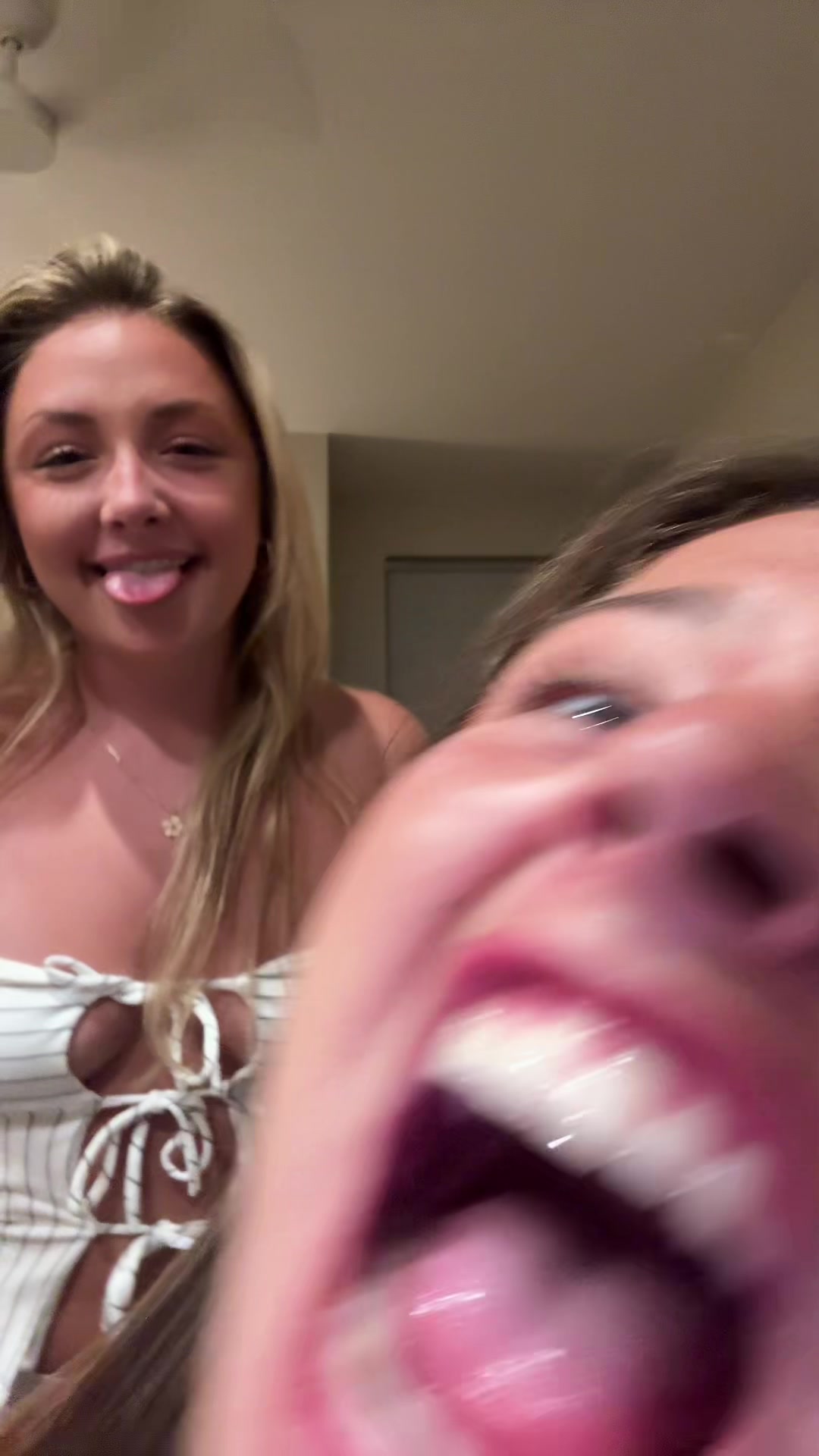 @Juliana😽