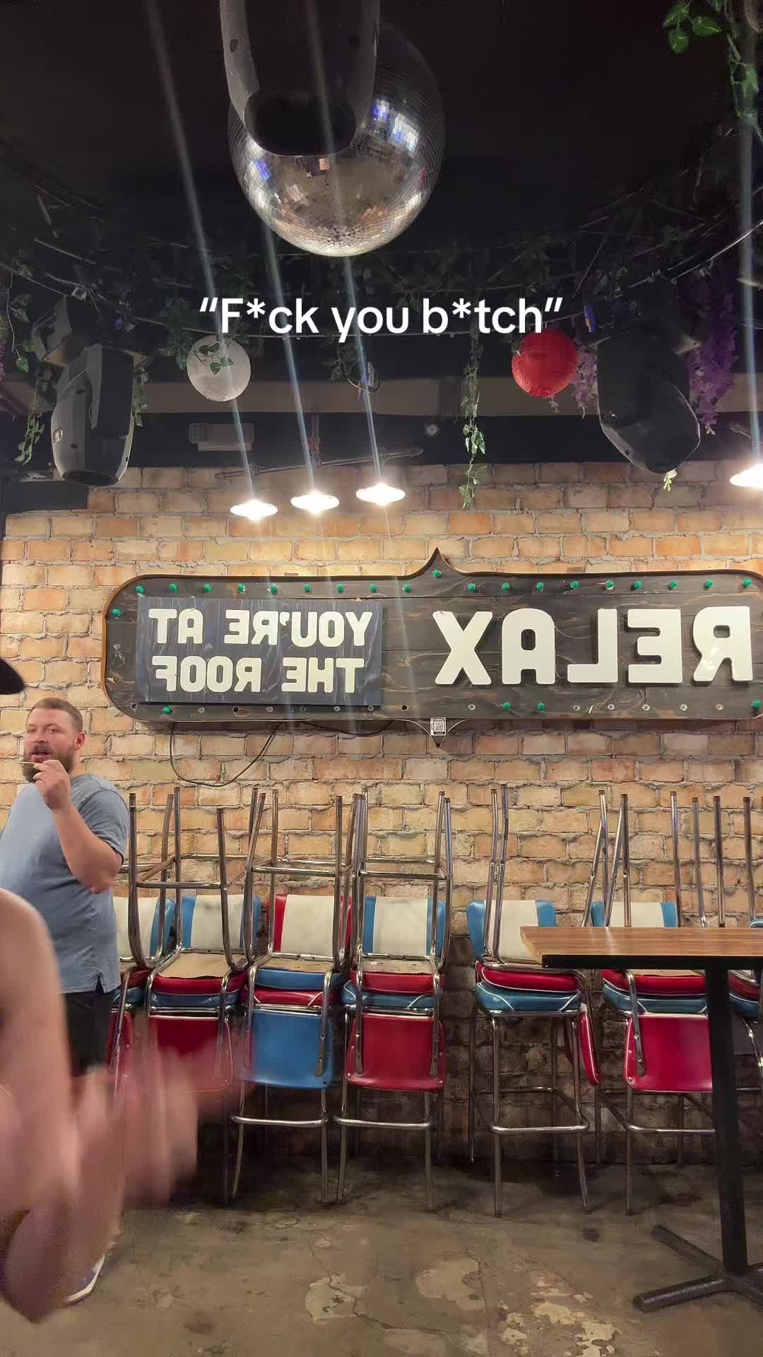 @Angelarohde99