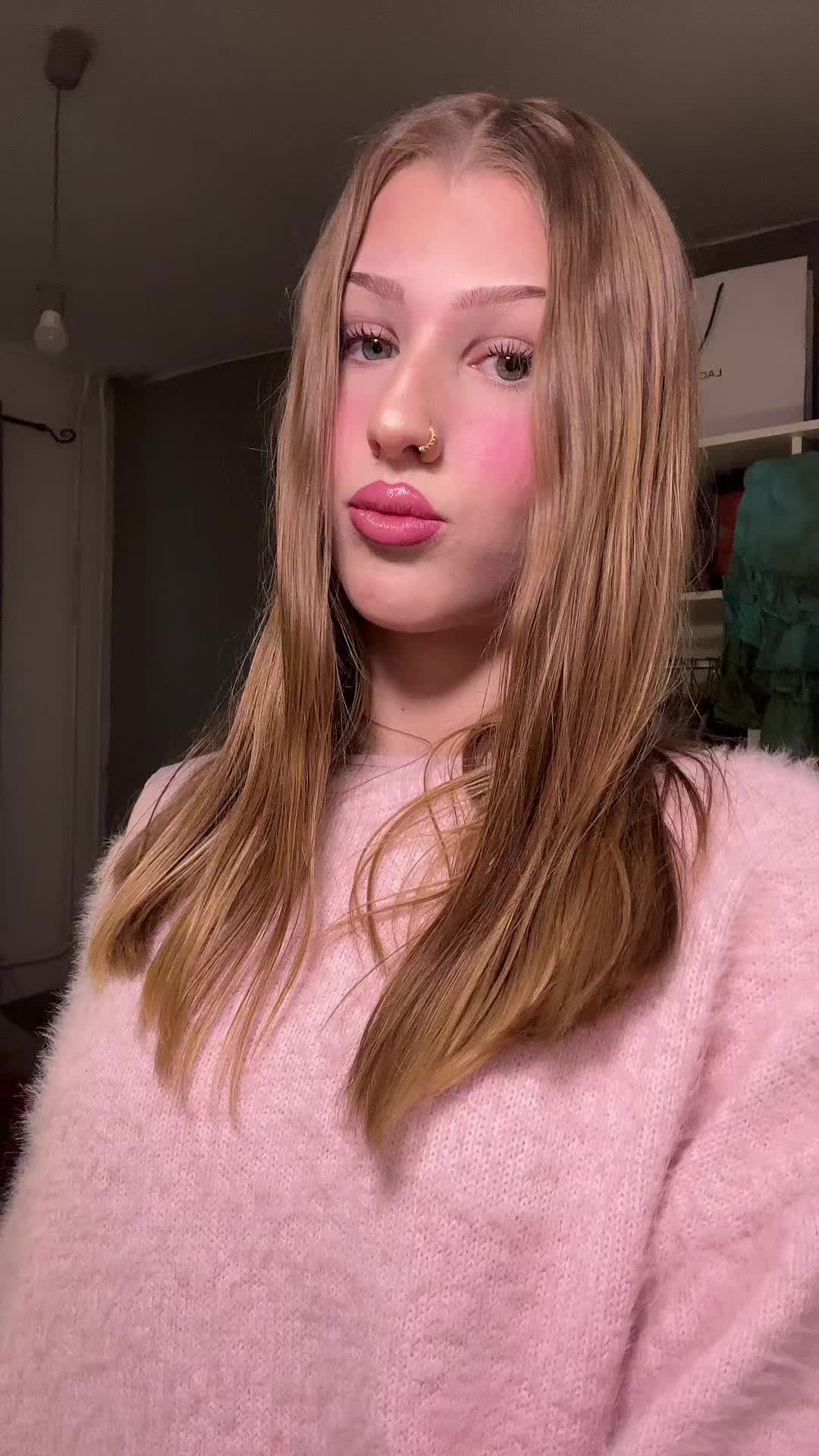 @️