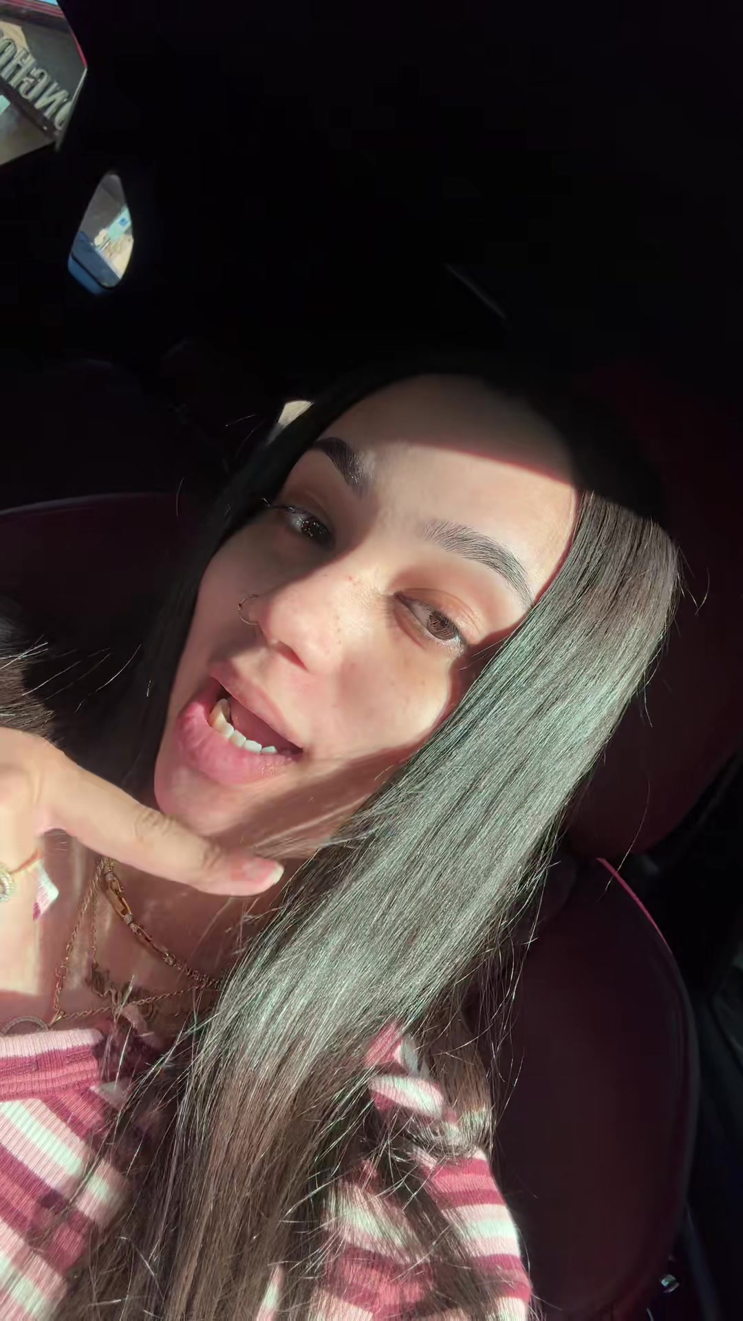 @olivia