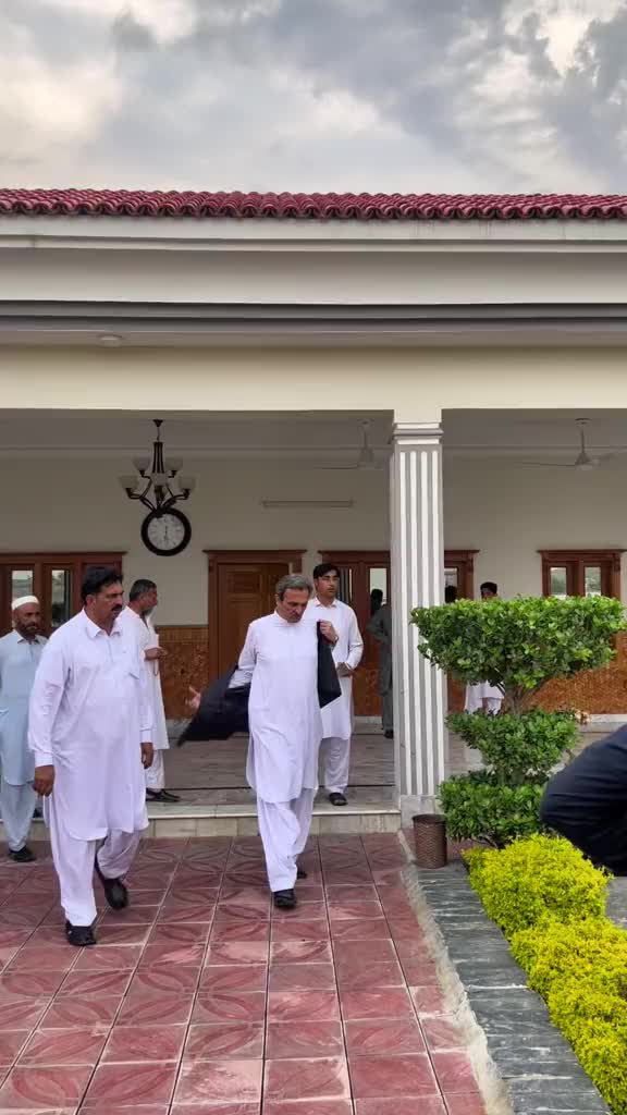 @Ameer Haider Khan hoti