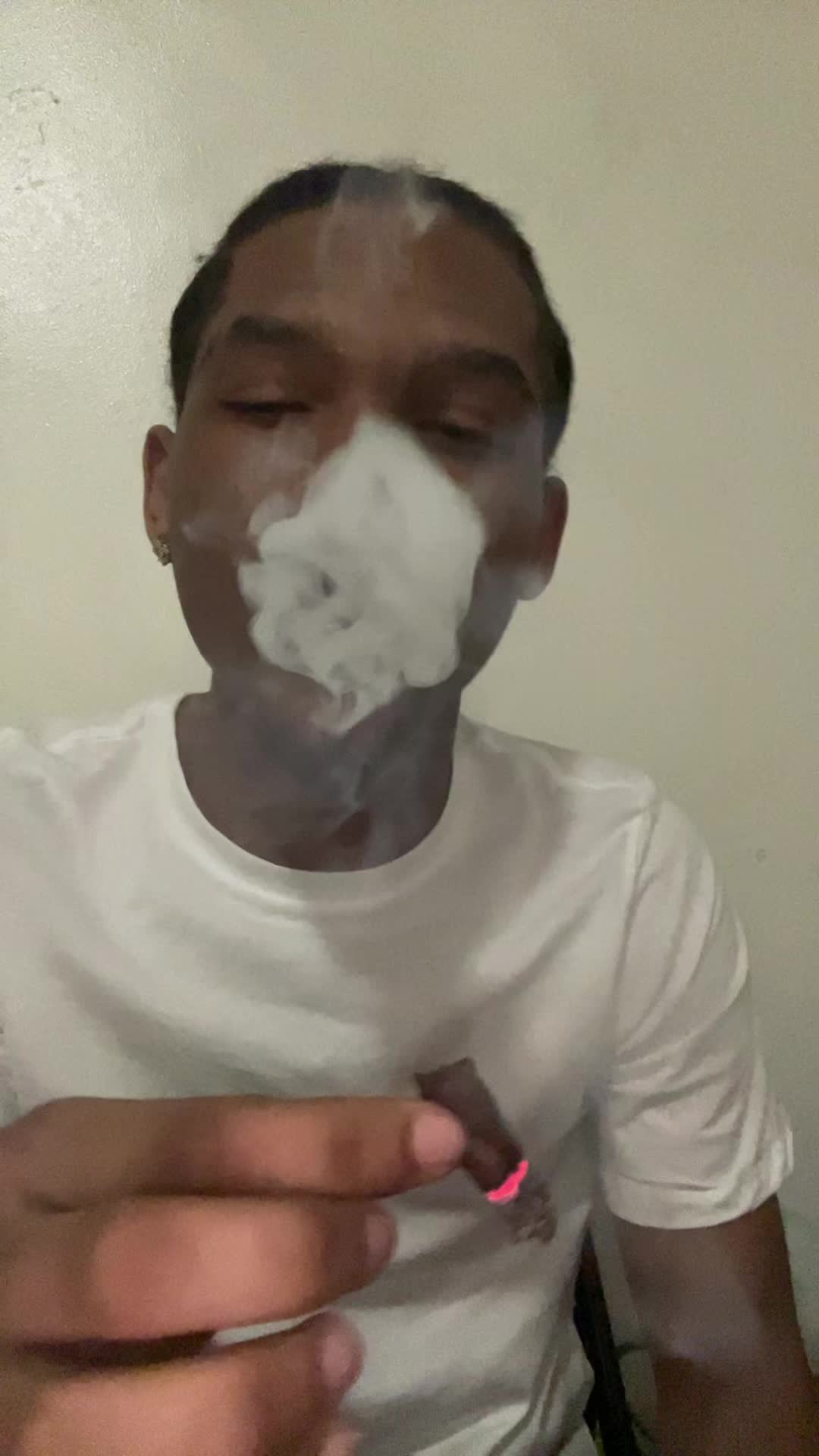 @Bj