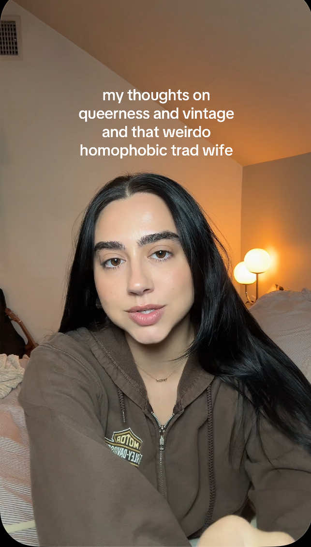 @thequeerghoul 🍉