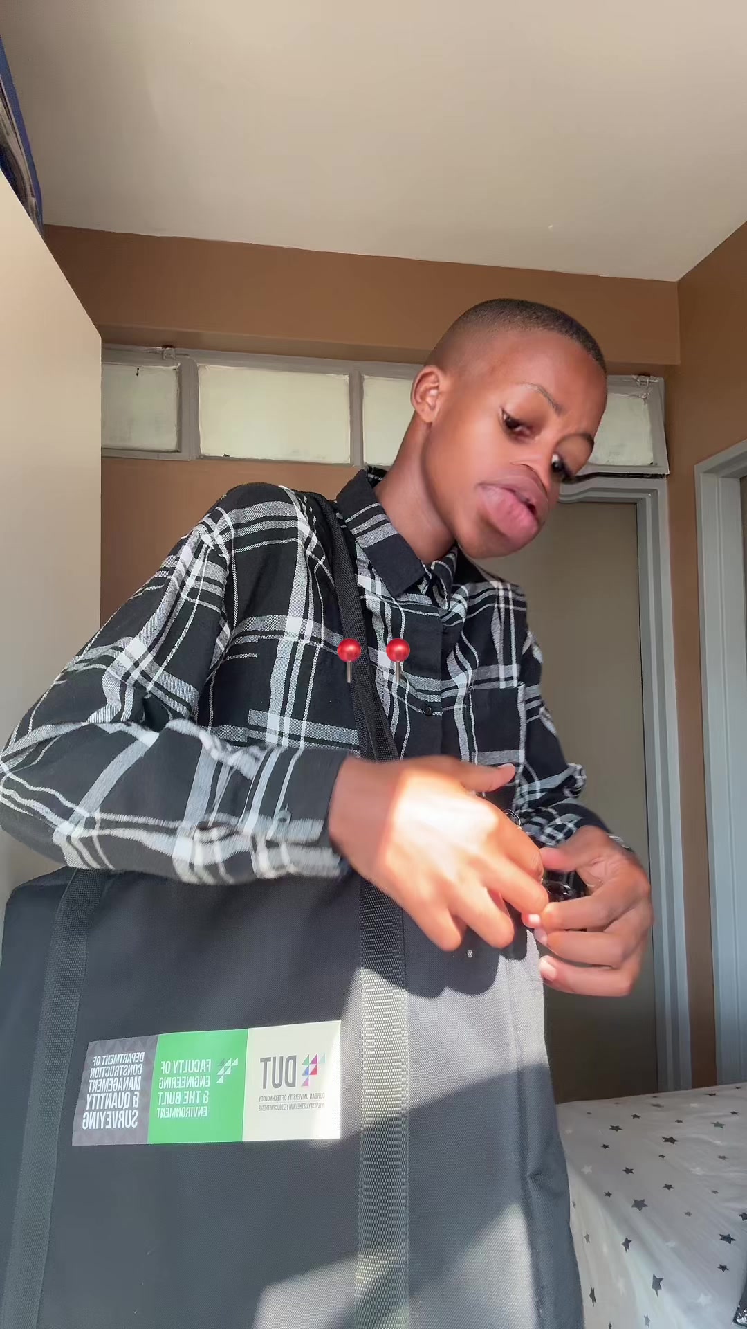 @Sjoji4🇿🇦