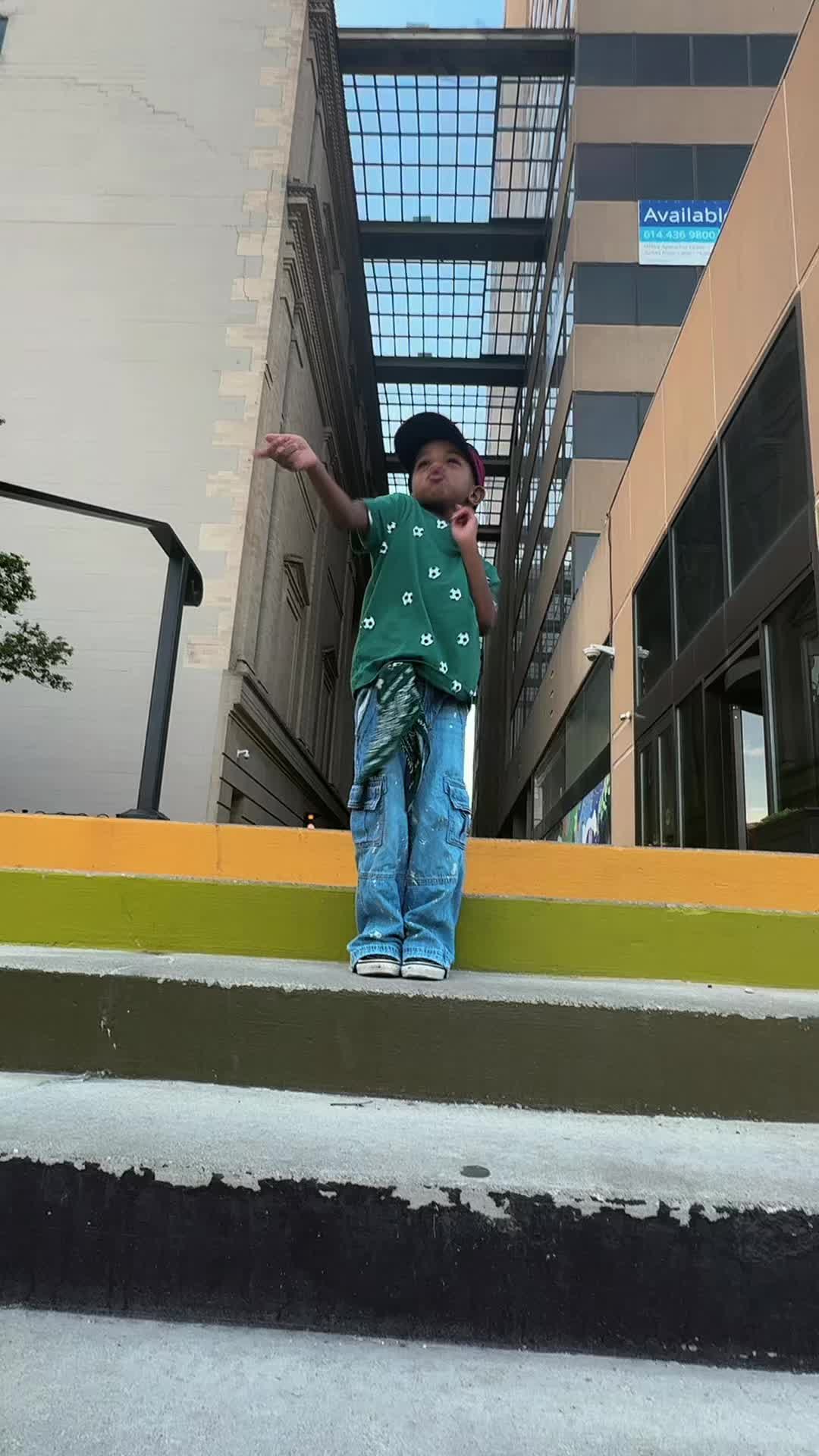 @ceeliveshere