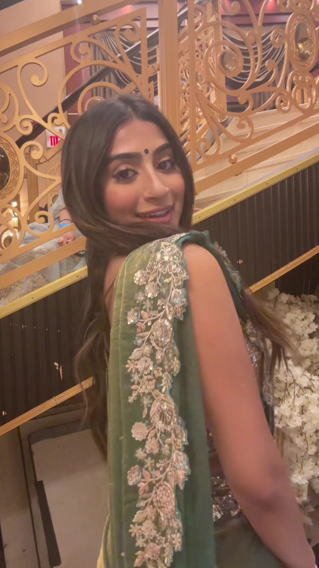 @aksh