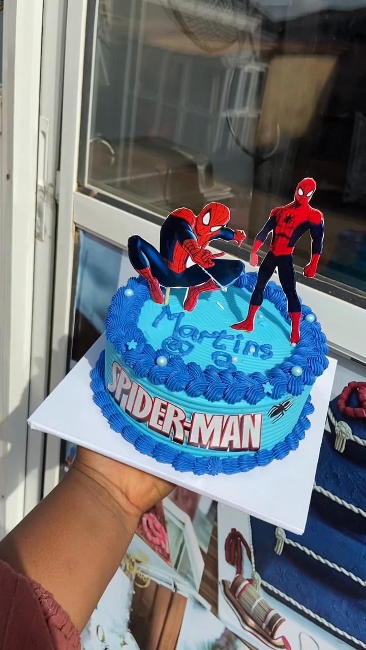 @Tohruks cakes of Ibadan