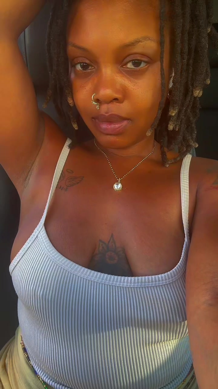 @Snatchgoddess7