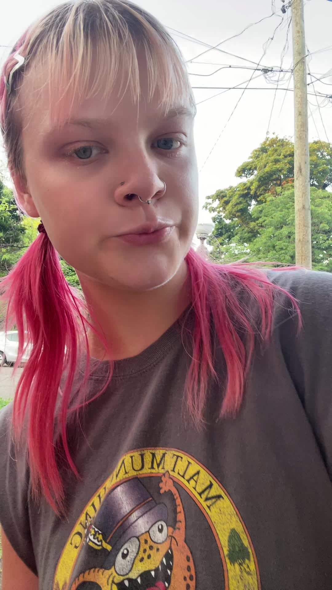 @em🪸✨