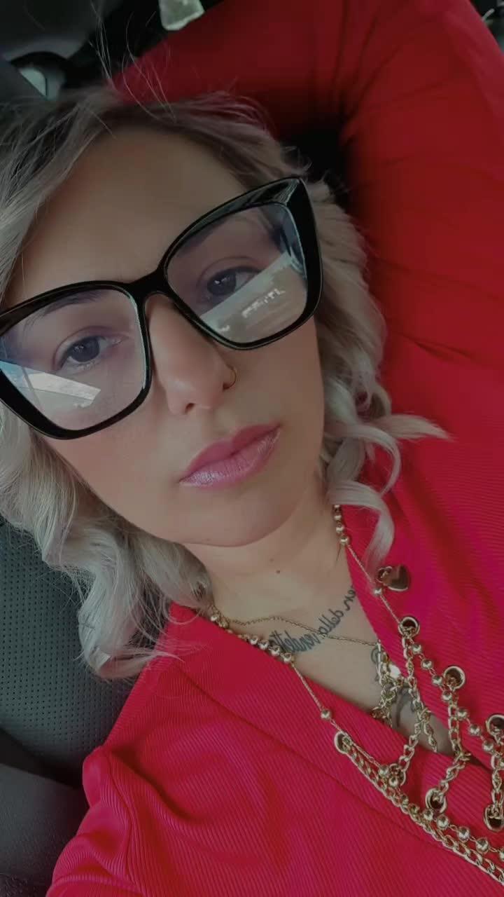 @Ɩą զųɛɛŋ ɖɛƖƖą ۷ɛŋɖɛɬɬą 👑🖤🔥