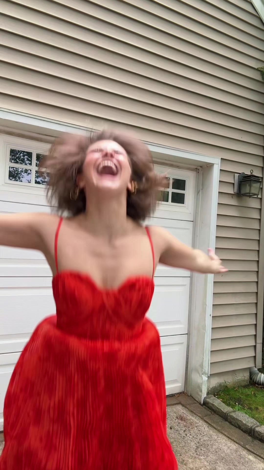 @Elina