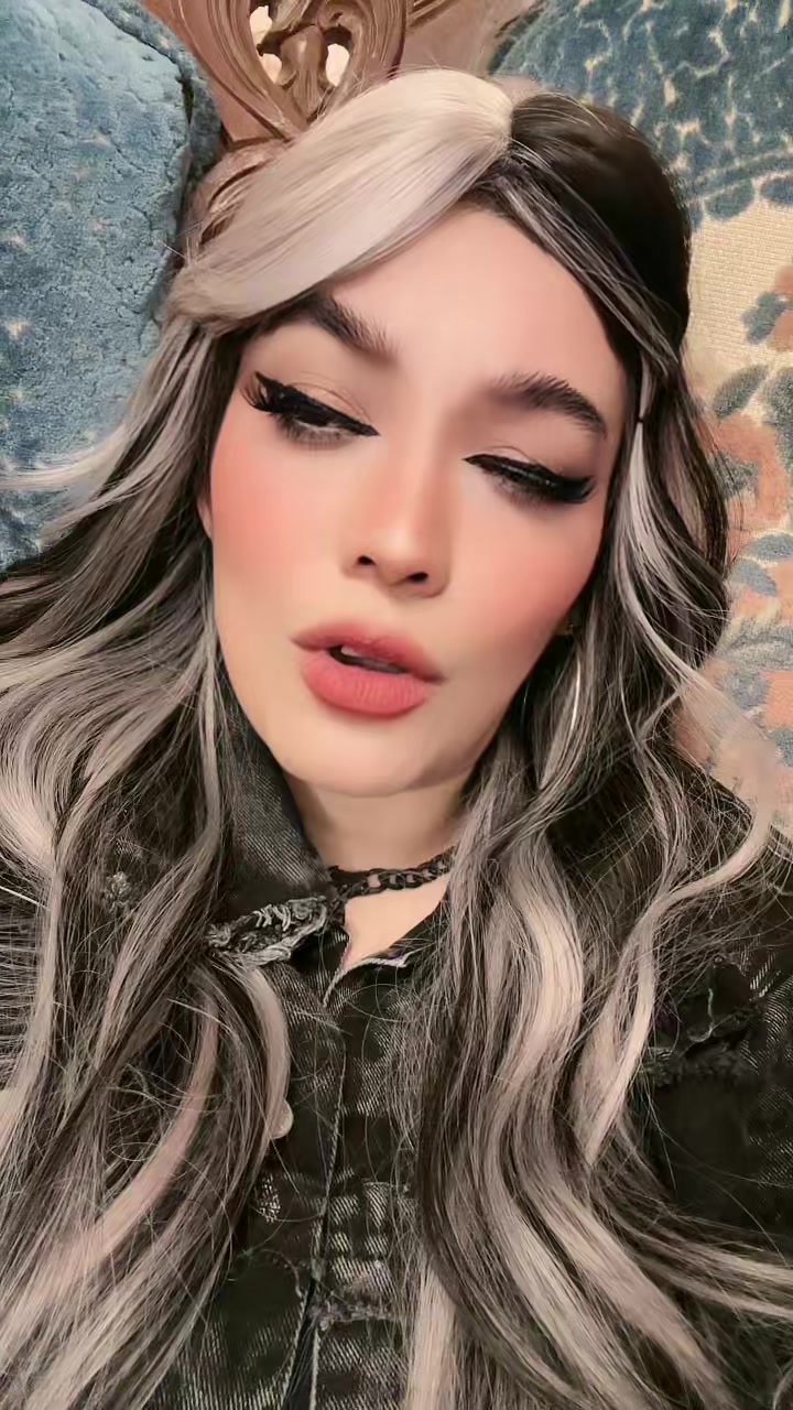 @Alejandra😎✌️