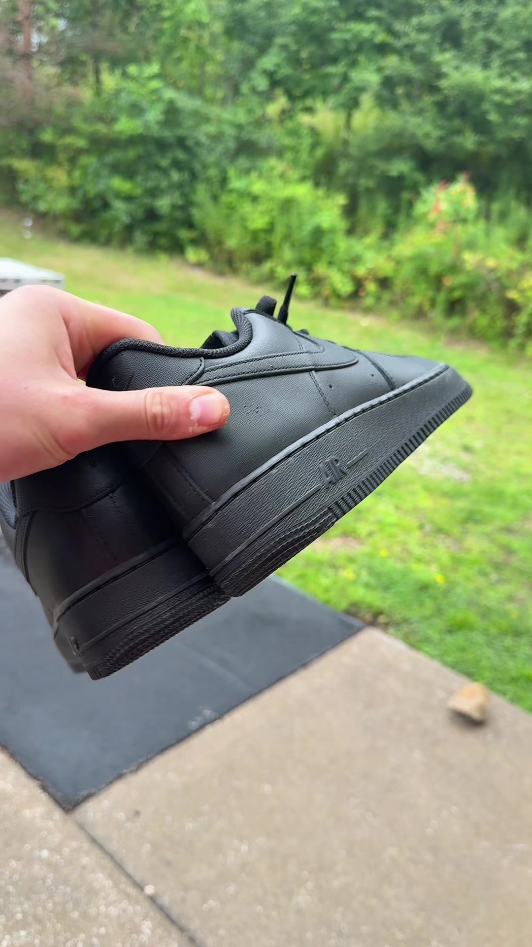 @VERIFIED SNEAKER DEALS