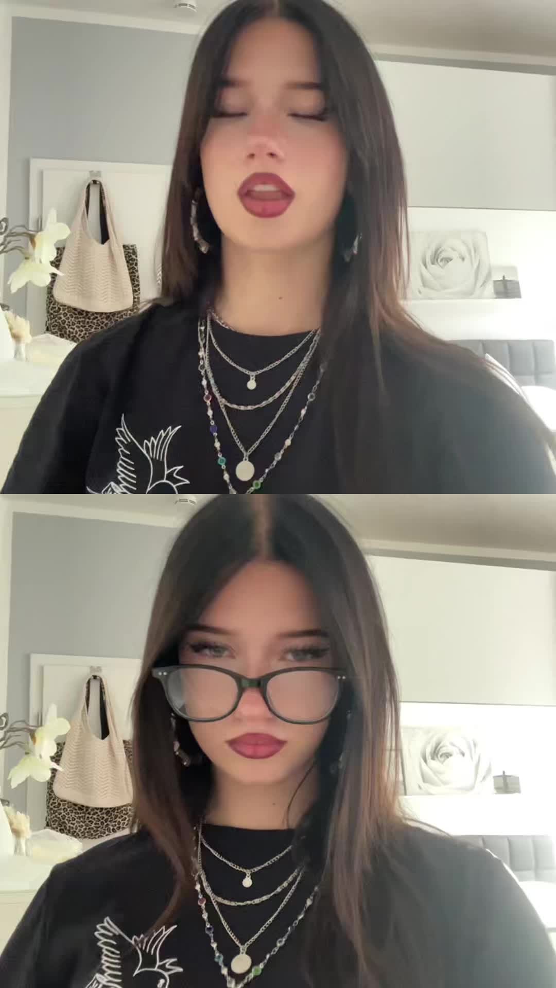 @🦇